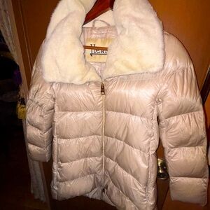 HERNO CREAM/BEIGE PUFFER COAT WITH FAUX FUR COLLAR.  GREAT CONDITION AND PRICE!!
